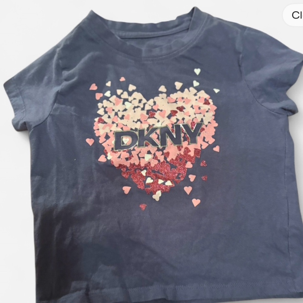 DKNY Navy Tee with Pink and Red Heart Cluster